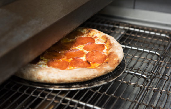 gas powered pizza oven